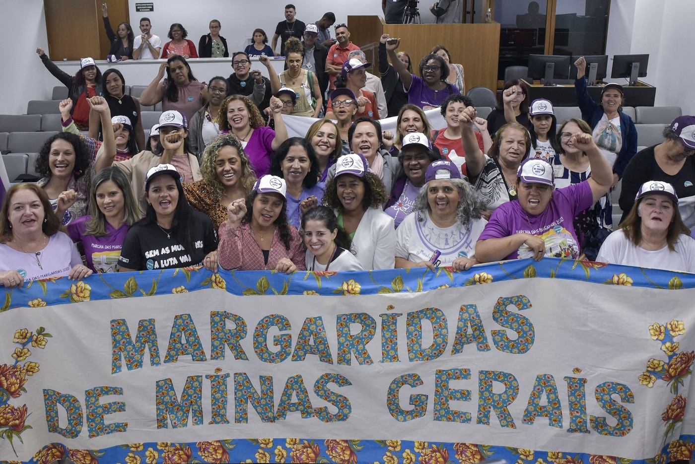 Comissão de Defesa dos Direitos da Mulher debate a importância do lançamento da 7ª edição da Marcha das Margaridas.