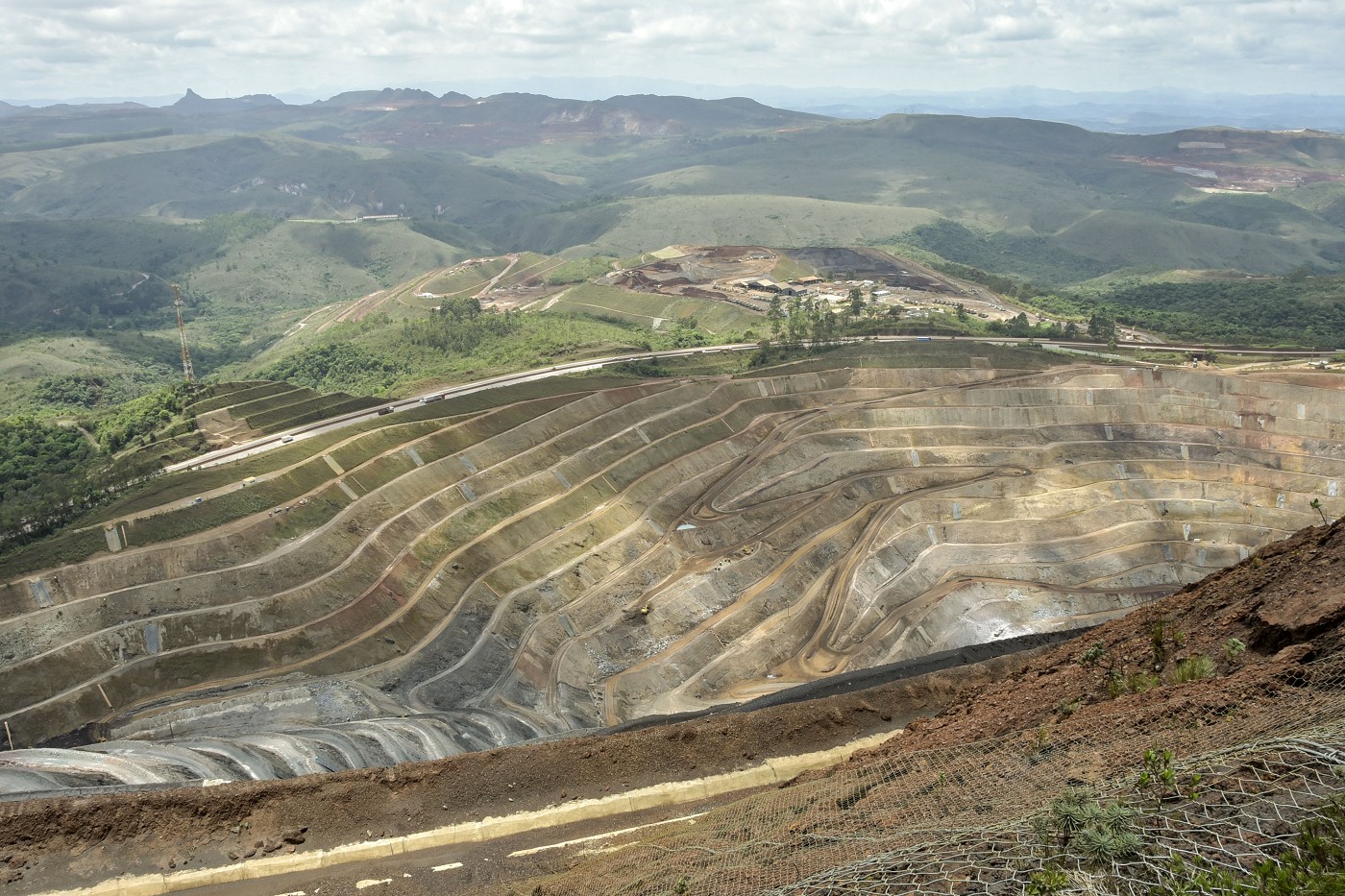 Mina Várzea Lopes está sob comando da Gerdau, mineradora que invade Monumento Natural Estadual Serra da Moeda (Mona) com aval de Governo Zema.