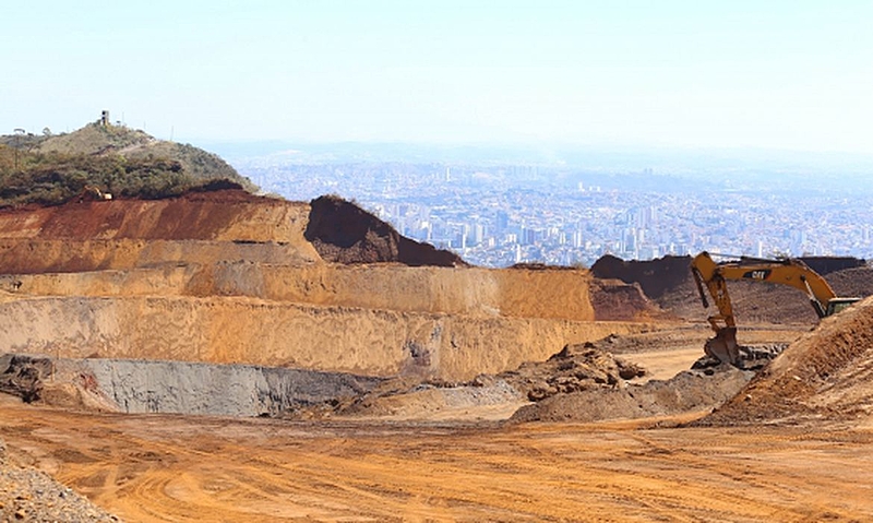 Novas ameaças rondam as serras de Minas Gerais