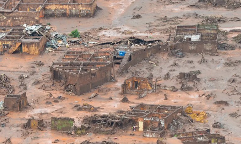 Governo Federal assina acordo da ordem de R$ 132 bilhões com empresas envolvidas na tragédia de Mariana