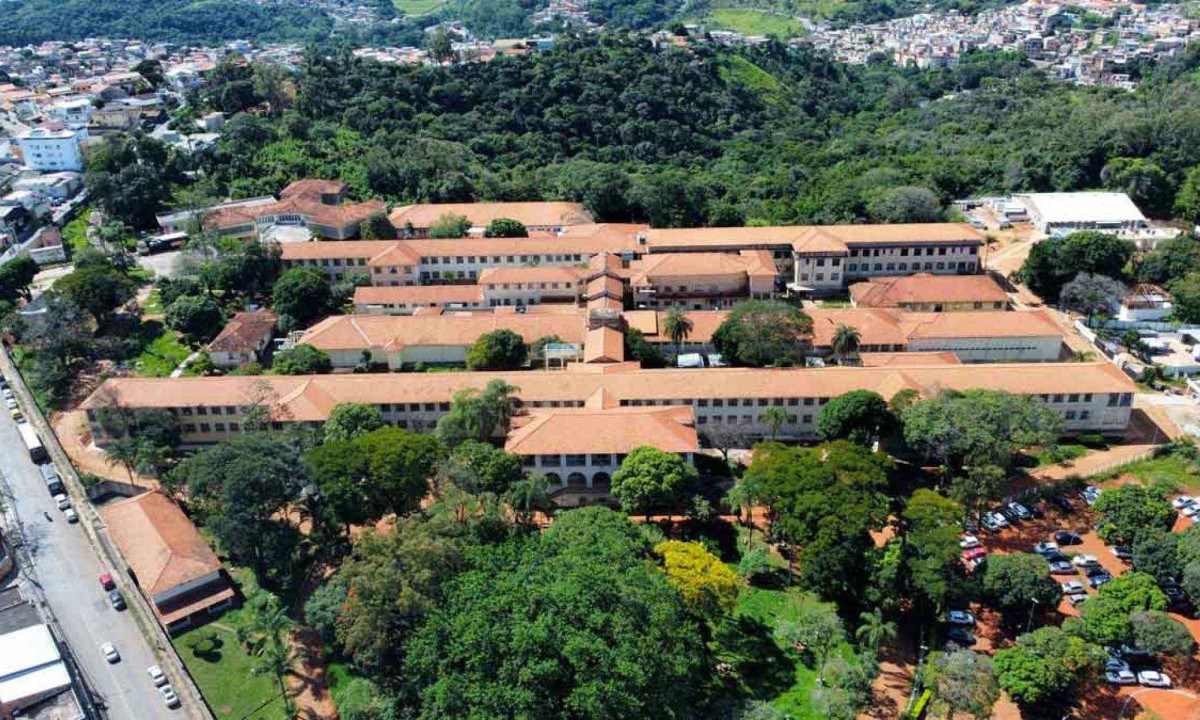 Denúncia de profissionais expõe precarização do Hospital Júlia Kubitschek