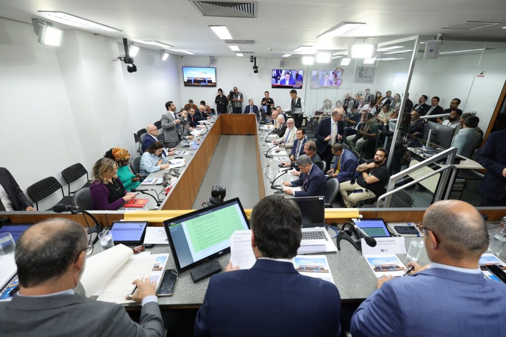 Dívida de Minas: deputados reagem à falta de transparência do governo Zema e tentativa de privatização em meio ao Propag 1 2311210