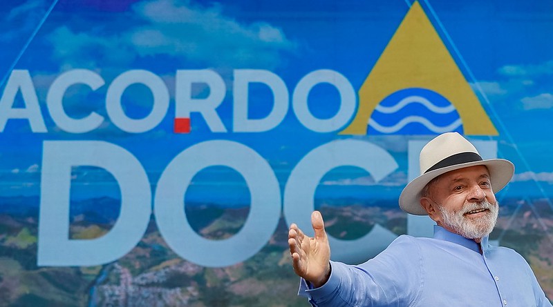 Preidente Lula em Mariana