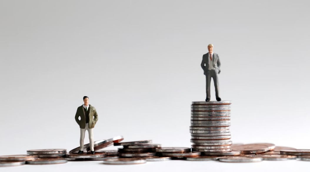 É hora de taxar super-ricos em Minas e no Brasil