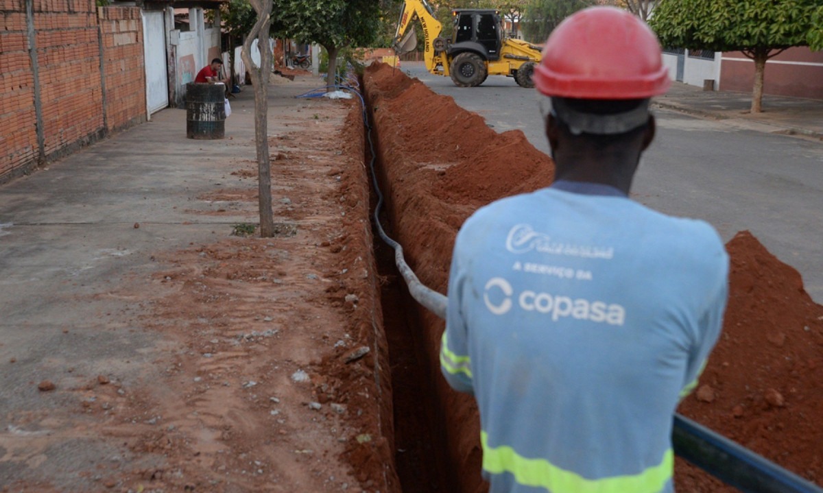 Privatização da Copasa preocupa prefeitos do Norte de Minas