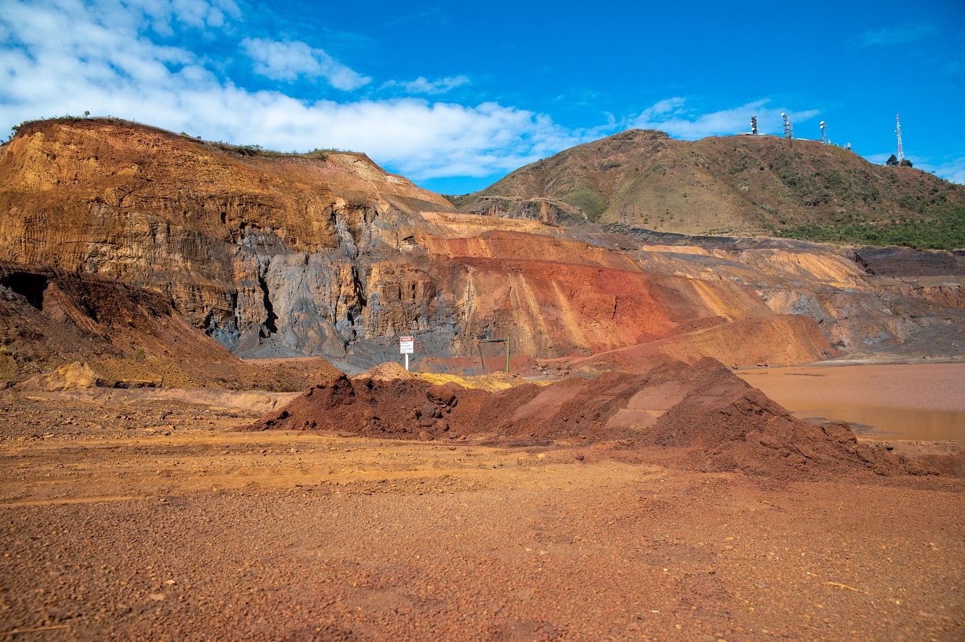 Minas saqueada: sindicato denuncia sonegação bilionária das mineradoras em meio a escândalo de corrupção no governo Zema